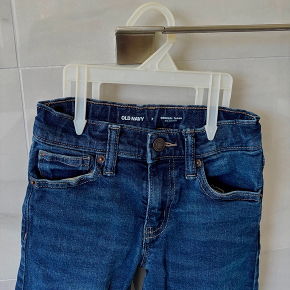 2/$16 Old Navy Original Taper Jeans - Boys 7 - Picture 2 of 3